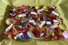 Load image into Gallery viewer, Medium Sweet Box